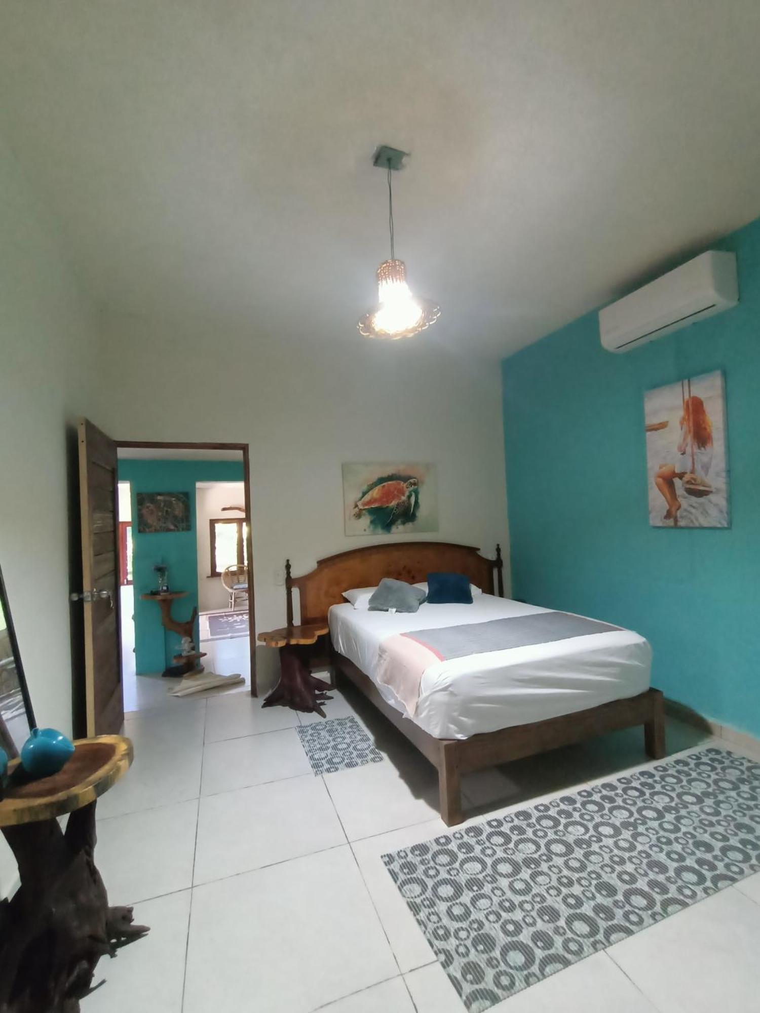 Mar De Fondo Bed and breakfast *